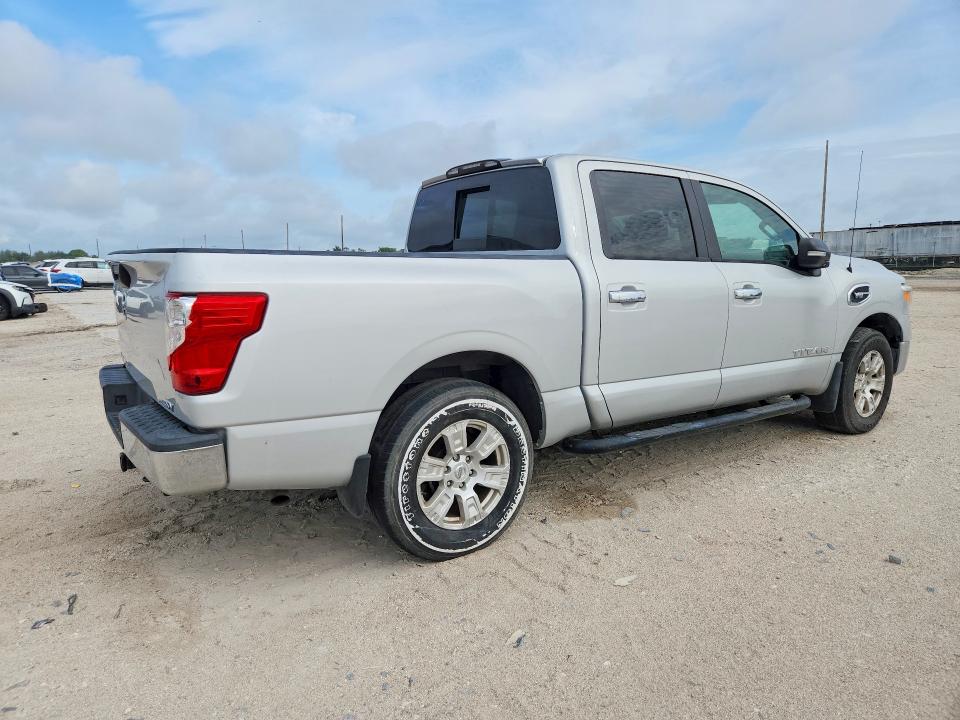 55675296 :رقم المزاد ، 1N6AA1EK2HN518012 vin ، 2017 Nissan Titan مزاد بيع