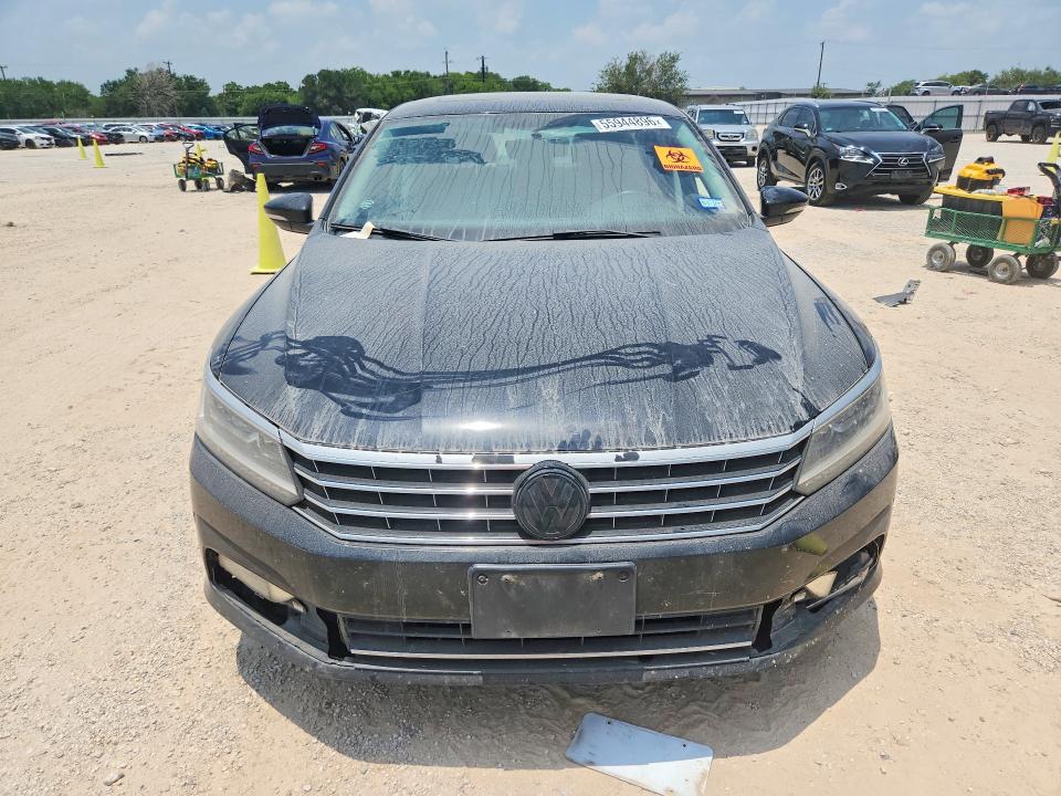 55944896 :رقم المزاد ، 1VWBS7A38GC045374 vin ، 2016 Volkswagen Passat مزاد بيع