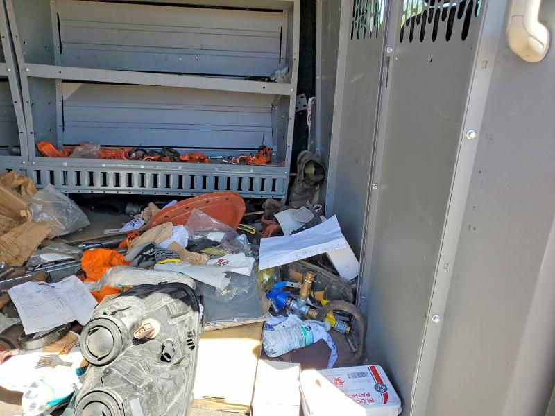 55495336 :رقم المزاد ، 1FTBR1Y87RKB15517 vin ، 2024 Ford Transit مزاد بيع