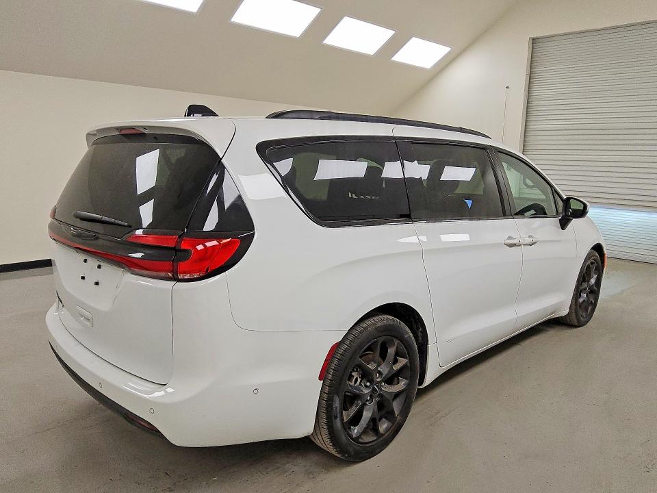 55712636 :رقم المزاد ، 2C4RC1BG5PR598861 vin ، 2023 Chrysler Pacifica مزاد بيع