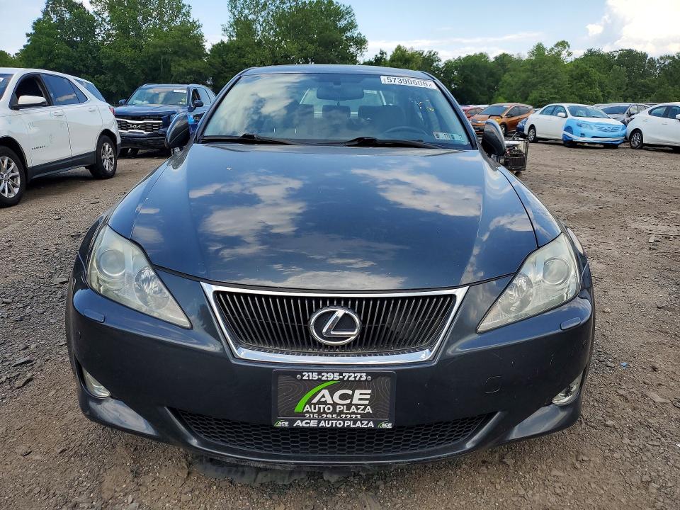 57390606 :رقم المزاد ، JTHBE262X72010319 vin ، 2007 Lexus Is مزاد بيع