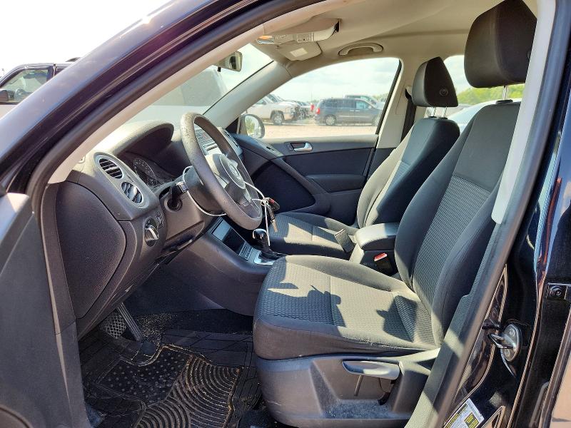 2011 Volkswagen Tiguan მანქანა იყიდება აუქციონზე, vin: WVGBV7AXXBW534469, აუქციონის ნომერი: 57749126