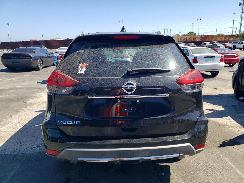 Продажа на аукционе авто 2017 Nissan Rogue, vin: KNMAT2MT0HP588299, номер лота: 59017556