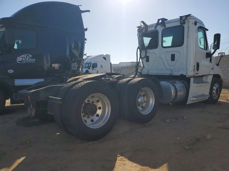 Продажа на аукционе авто 2017 Freightliner Cascadia 125, vin: 1FUJGEDR1HLHP0641, номер лота: 55377486