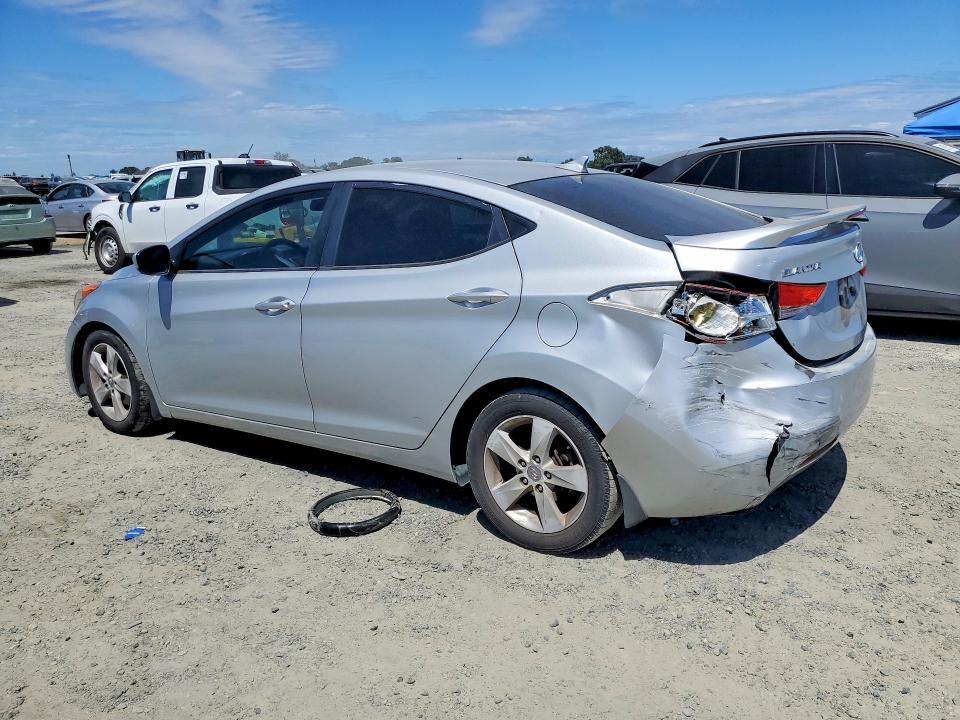 58843646 :رقم المزاد ، KMHDH4AE4DU955907 vin ، 2013 Hyundai Elantra مزاد بيع