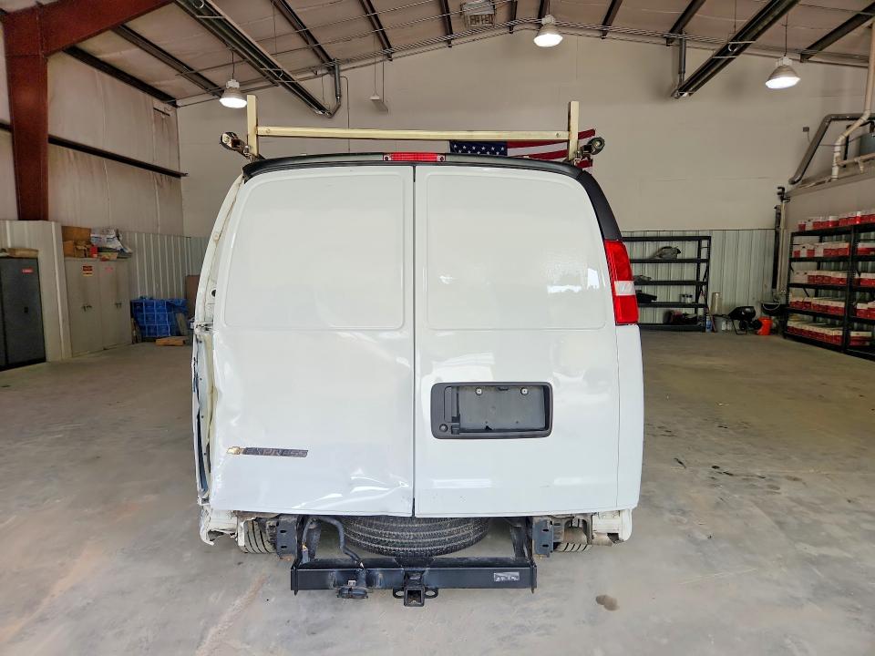 56624426 :رقم المزاد ، 1GCWGAFP0R1221315 vin ، 2024 Chevrolet Express G2500 مزاد بيع