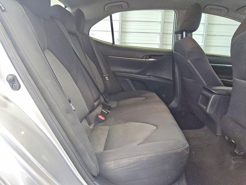 56164386 :رقم المزاد ، 4T1B11HK7KU791491 vin ، 2019 Toyota Camry مزاد بيع