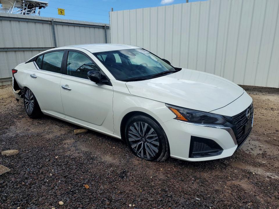 58610486 :رقم المزاد ، 1N4BL4DV6SN399330 vin ، 2025 Nissan Altima مزاد بيع