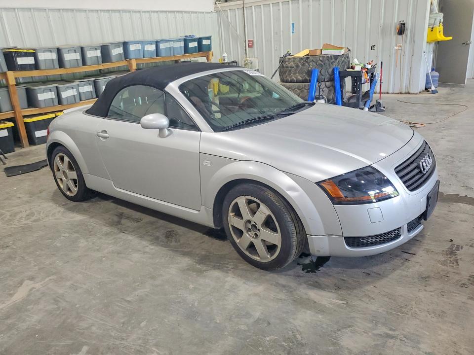 2002 Audi Tt მანქანა იყიდება აუქციონზე, vin: TRUTX28N721009513, აუქციონის ნომერი: 55687016