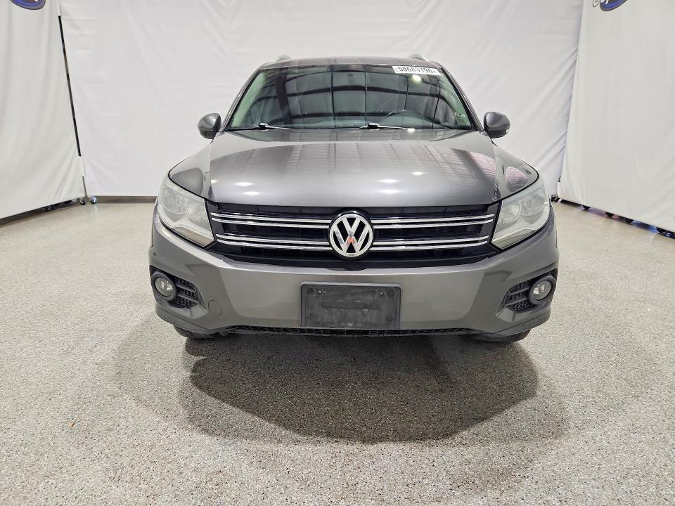 58683196 :رقم المزاد ، WVGAV7AX3CW005832 vin ، 2012 Volkswagen Tiguan مزاد بيع