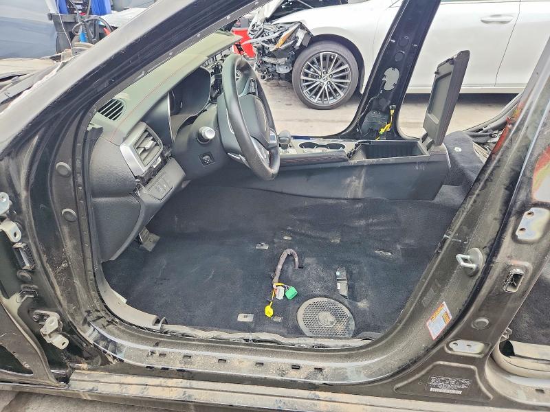 Продажа на аукционе авто 2025 Genesis G70, vin: KMTG54SEXSU152736, номер лота: 55050586
