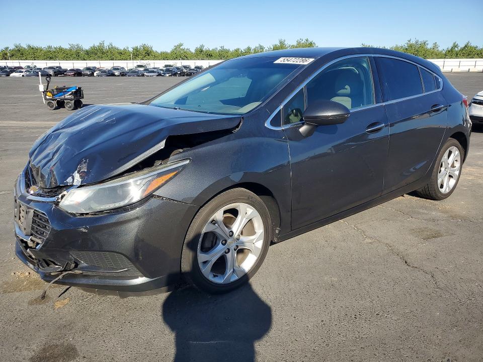 55472286 :رقم المزاد ، 3G1BF6SM9JS556773 vin ، 2018 Chevrolet Cruze مزاد بيع