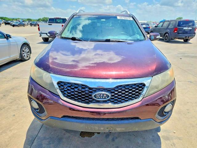 56796016 :رقم المزاد ، 5XYKU4A28BG024810 vin ، 2011 Kia Sorento مزاد بيع