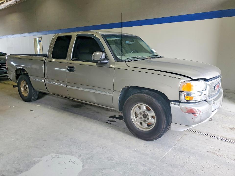 Продажа на аукционе авто 2002 Gmc New Sierra, vin: 2GTEC19T121230458, номер лота: 57416856