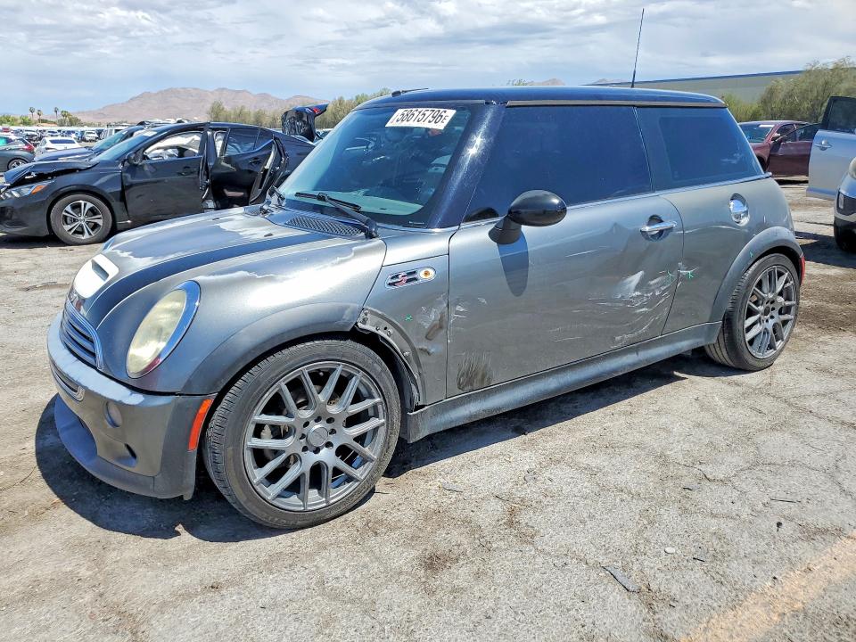 Продажа на аукционе авто 2003 Mini Cooper, vin: WMWRE33403TD71381, номер лота: 58615796