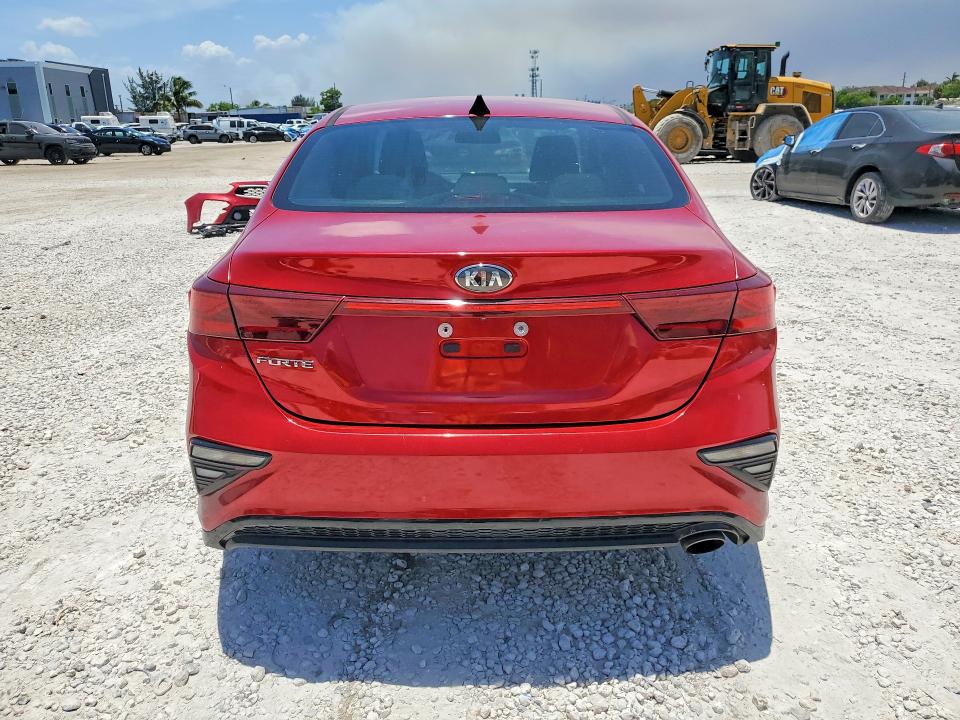 57640496 :رقم المزاد ، 3KPF24AD3KE019617 vin ، 2019 Kia Forte مزاد بيع