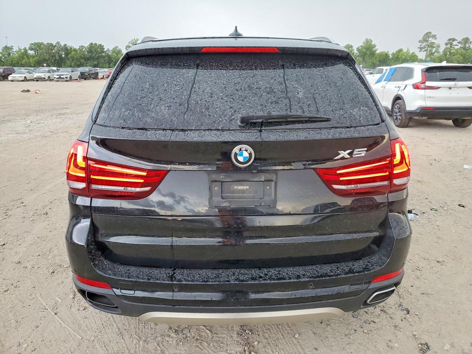 55923516 :رقم المزاد ، 5UXKR2C58J0Z18225 vin ، 2018 Bmw X5 مزاد بيع