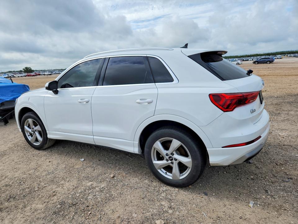 54459956 :رقم المزاد ، WA1AUCF31M1060665 vin ، 2021 Audi Q3 مزاد بيع