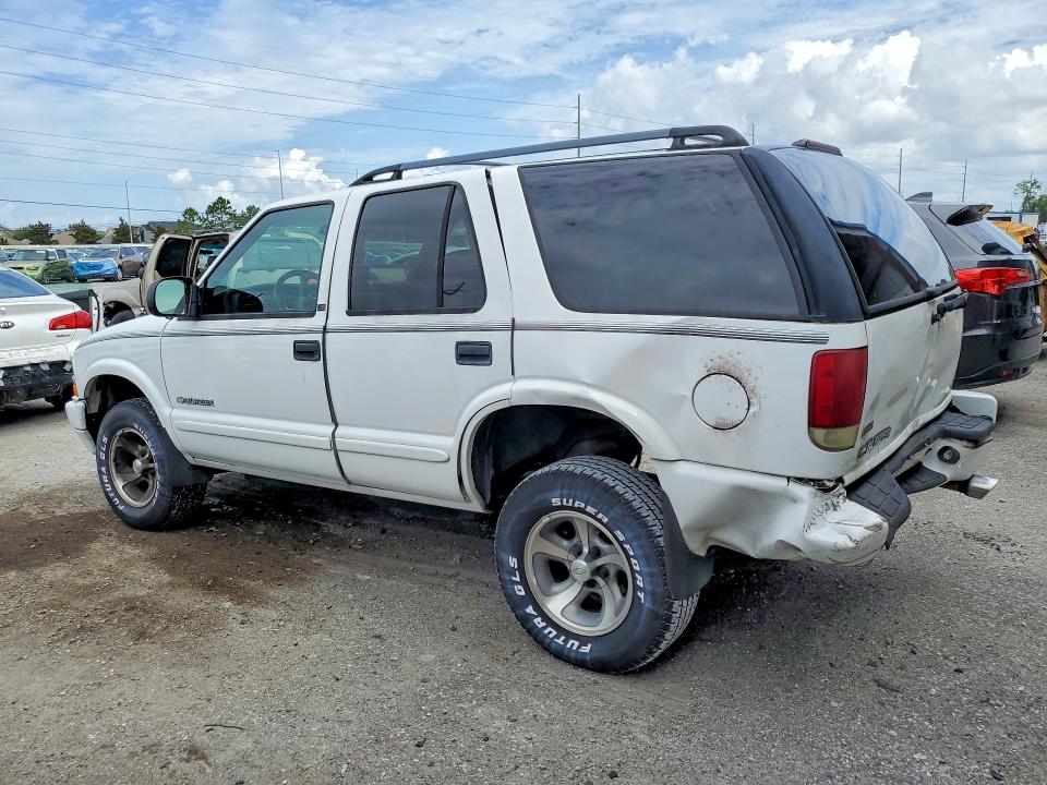 Auction sale of the 2002 Chevrolet Blazer, vin: 1GNCS13W52K141299, lot number: 55773636