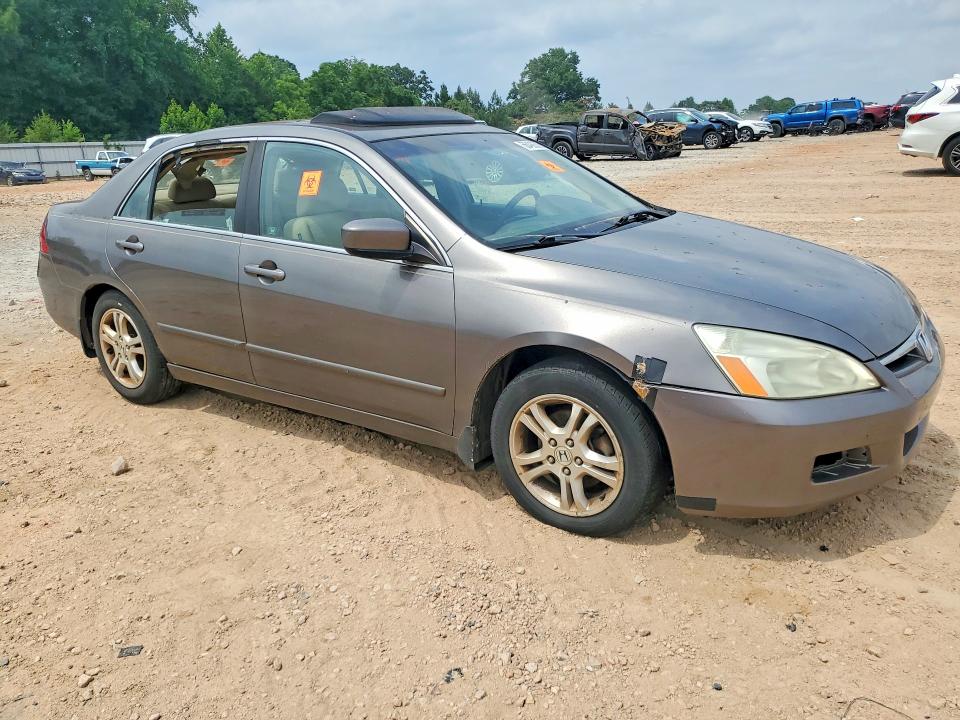 Auction sale of the 2007 Honda Accord, vin: 1HGCM567X7A081145, lot number: 56499306