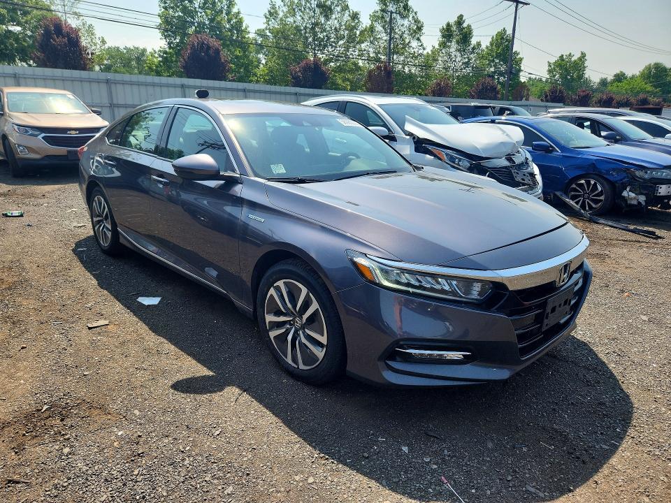 58985026 :رقم المزاد ، 1HGCV3F55JA012595 vin ، 2018 Honda Accord مزاد بيع