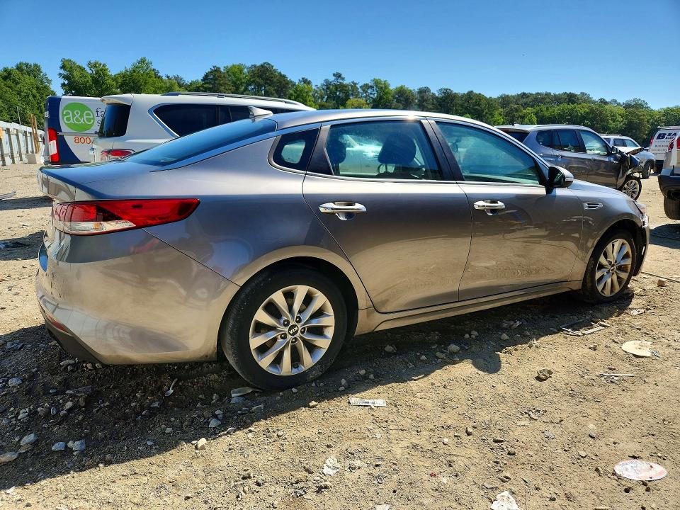 Продажа на аукционе авто 2018 Kia Optima, vin: 5XXGT4L33JG267426, номер лота: 55940206