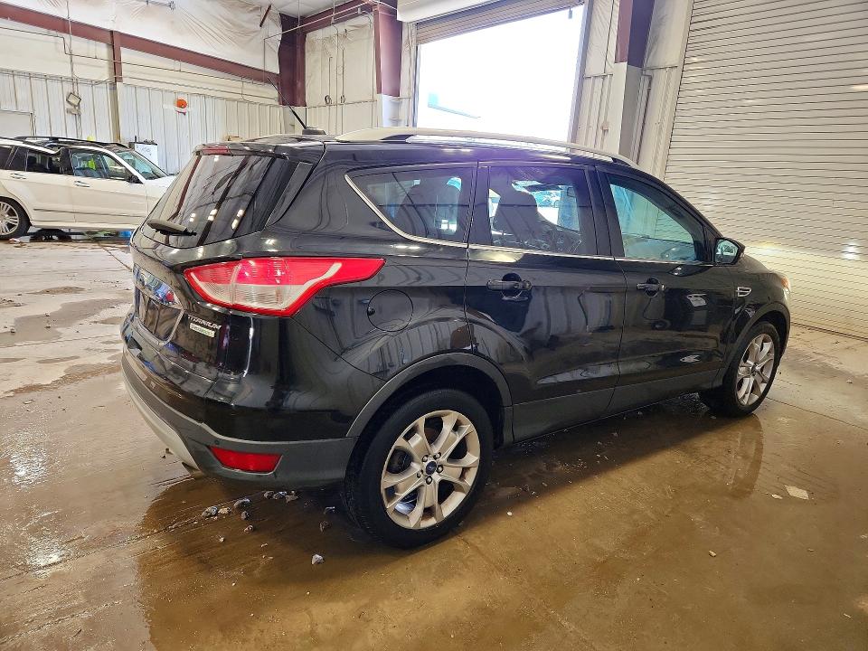 57670306 :رقم المزاد ، 1FMCU0J94EUA74726 vin ، 2014 Ford Escape مزاد بيع
