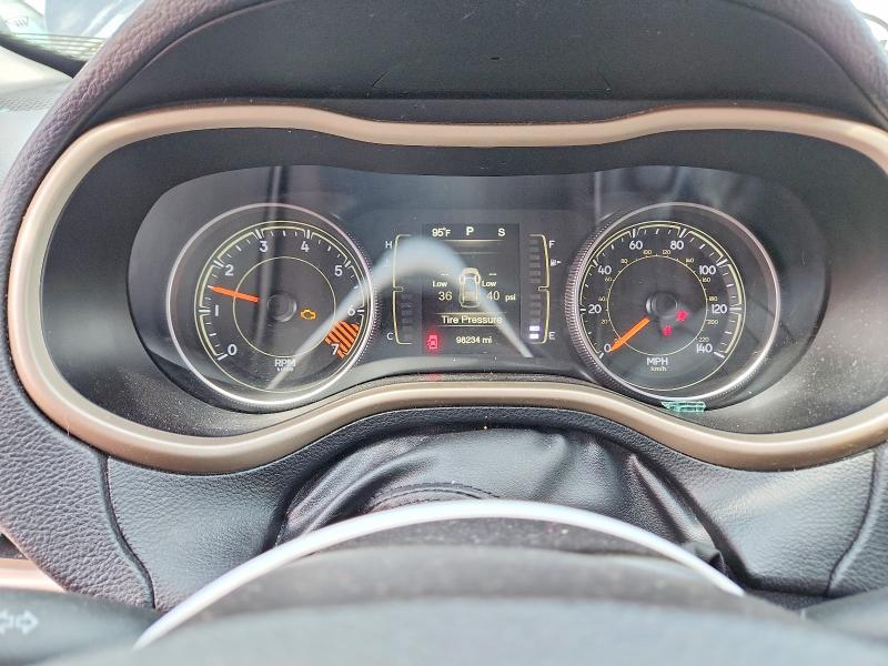 56850776 :رقم المزاد ، 1C4PJLCB7FW721433 vin ، 2015 Jeep Cherokee مزاد بيع