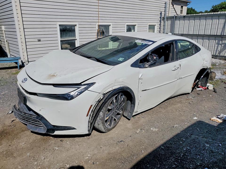 57900046 :رقم المزاد ، JTDACACU4R3036639 vin ، 2024 Toyota Prius Prime مزاد بيع