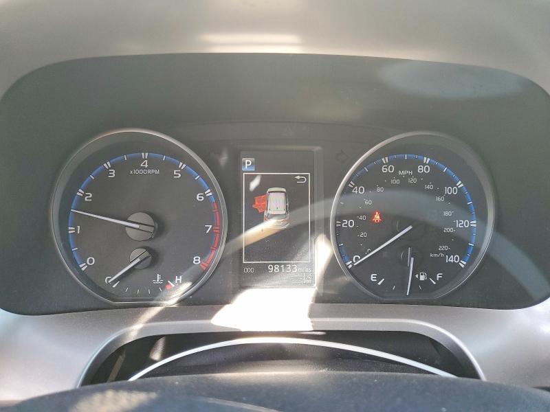 56034036 :رقم المزاد ، JTMZFREV3JJ731371 vin ، 2018 Toyota Rav4 مزاد بيع