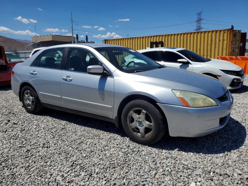 2003 Honda Accord მანქანა იყიდება აუქციონზე, vin: 3HGCM56363G701398, აუქციონის ნომერი: 58758826