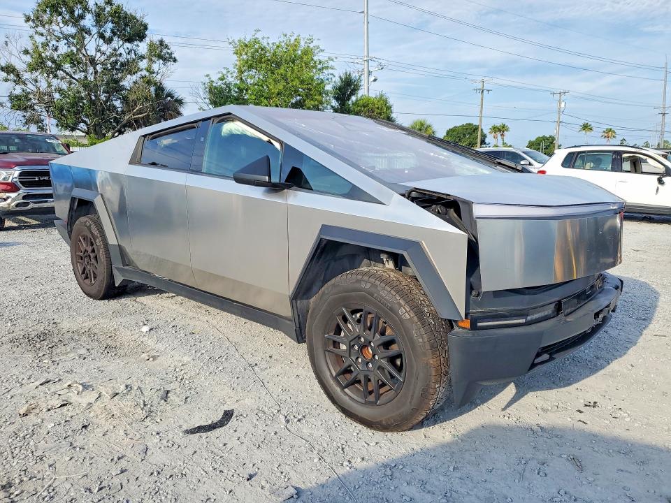 Aukcja sprzedaży 2024 Tesla Cybertruck, vin: 7G2CEHED2RA050979, numer aukcji: 56829806