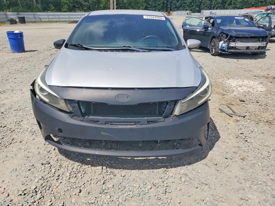 2017 Kia Forte მანქანა იყიდება აუქციონზე, vin: 3KPFK4A72HE139511, აუქციონის ნომერი: 57544966
