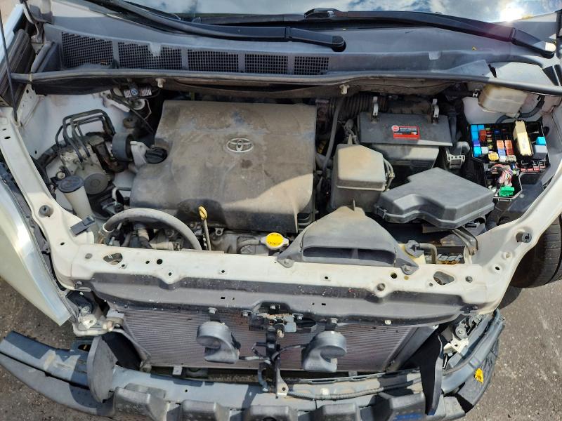 55679336 :رقم المزاد ، 5TDKK3DC7GS726955 vin ، 2016 Toyota Sienna مزاد بيع