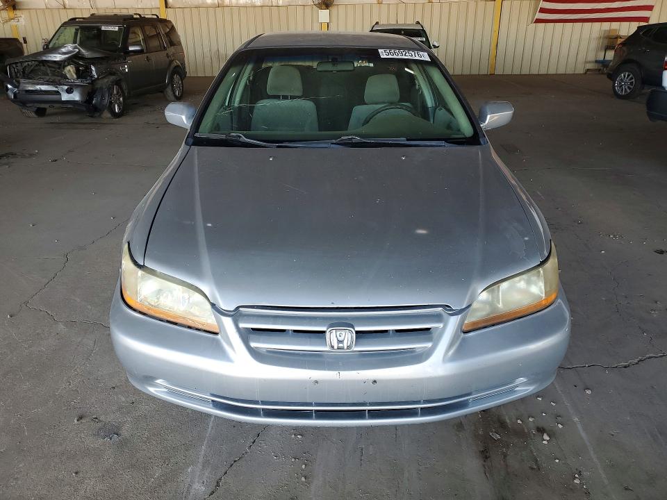 56692576 :رقم المزاد ، 3HGCG66591G713458 vin ، 2001 Honda Accord مزاد بيع