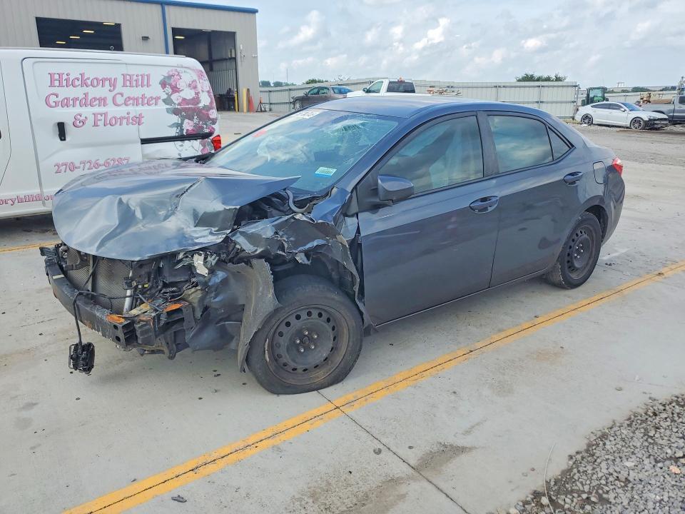 56704746 :رقم المزاد ، 5YFBURHE5KP880137 vin ، 2019 Toyota Corolla مزاد بيع