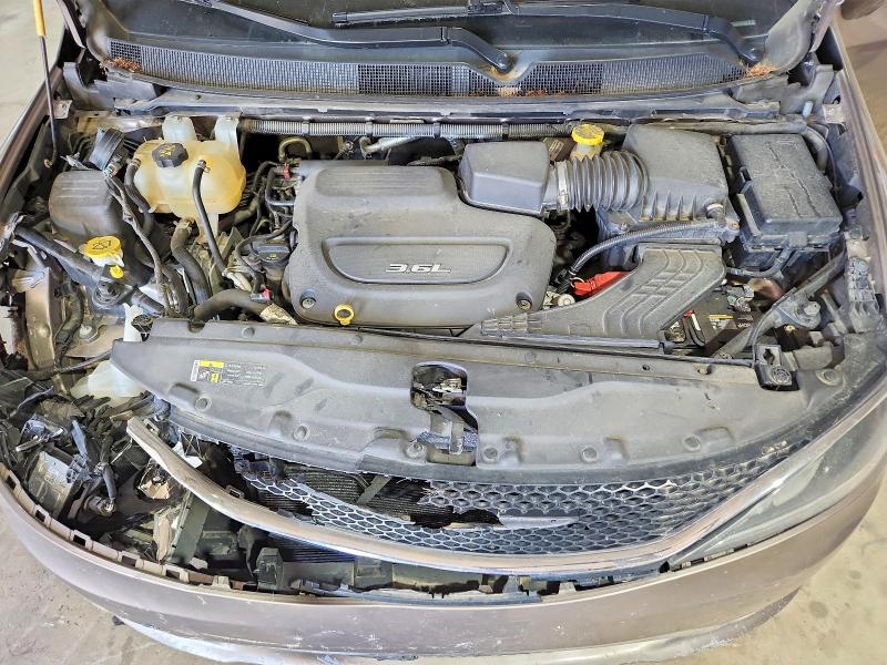 Продаж на аукціоні авто 2017 Chrysler Pacifica, vin: 2C4RC1EG8HR570873, номер лоту: 55209186