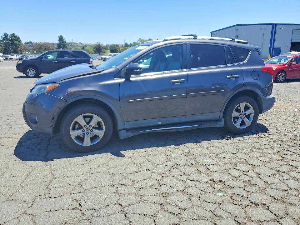 57222496 :رقم المزاد ، 2T3WFREV0FW182482 vin ، 2015 Toyota Rav4 مزاد بيع