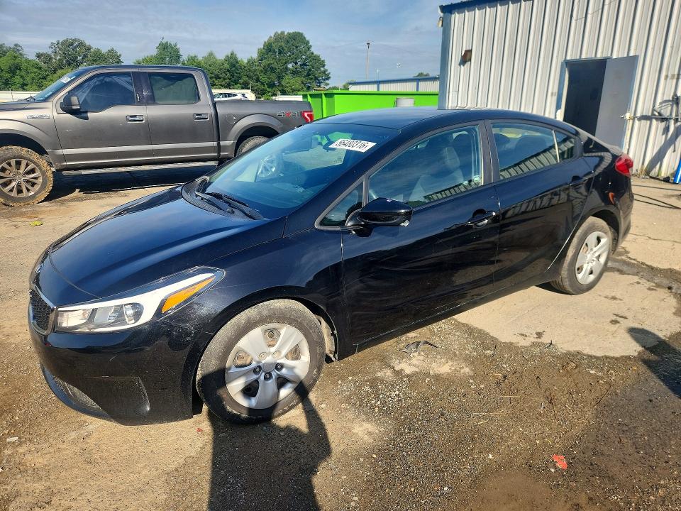 56480316 :رقم المزاد ، 3KPFK4A77HE126124 vin ، 2017 Kia Forte مزاد بيع