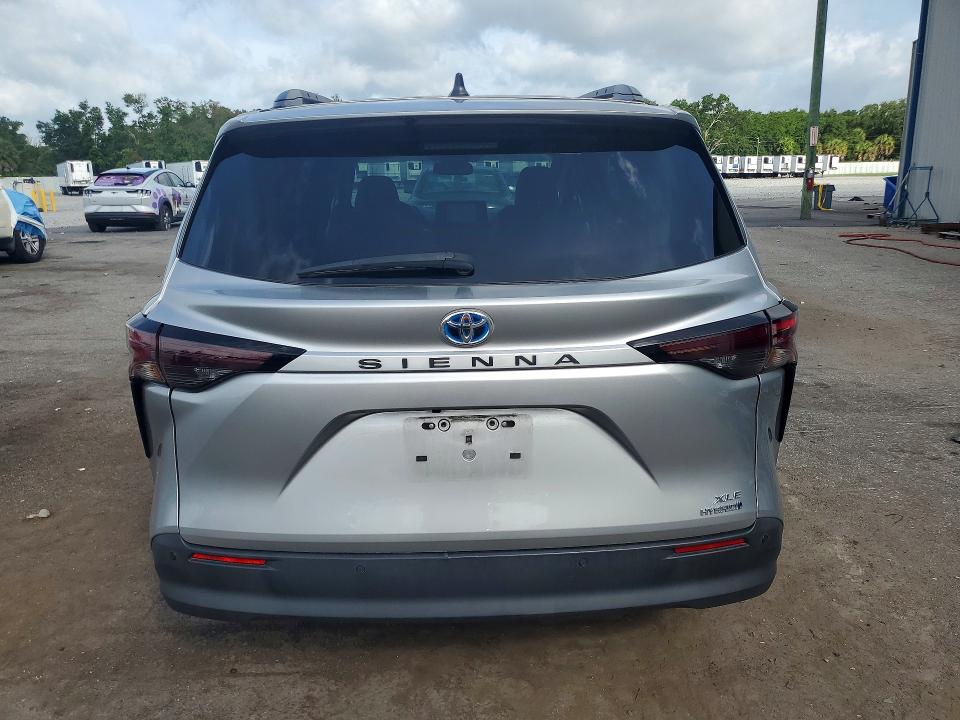 Продажа на аукционе авто 2024 Toyota Sienna, vin: 5TDYRKEC5RS198642, номер лота: 55738696
