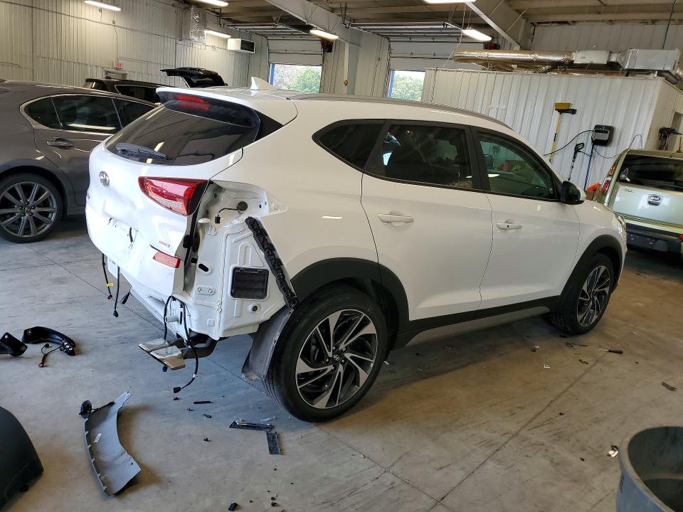 2020 Hyundai Tucson მანქანა იყიდება აუქციონზე, vin: KM8J3CAL8LU183615, აუქციონის ნომერი: 59250256