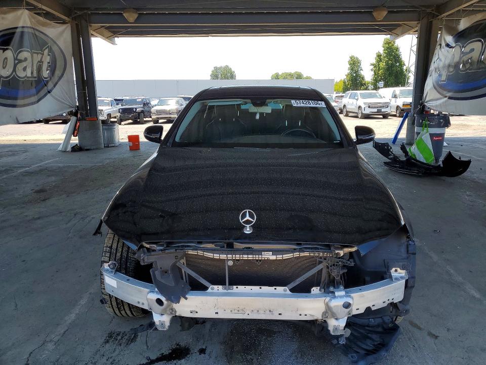 Продажа на аукционе авто 2017 Mercedes-benz E, vin: WDDZF4JBXHA090637, номер лота: 57428106