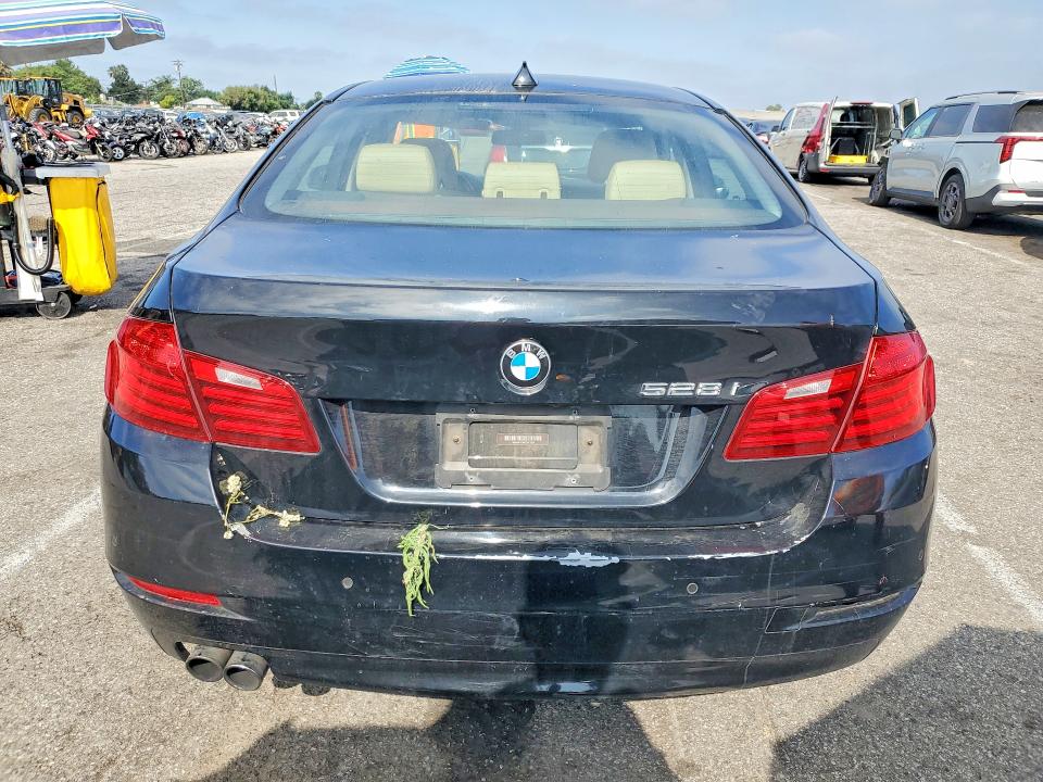 57599706 :رقم المزاد ، WBA5A5C56GD527824 vin ، 2016 Bmw 528 مزاد بيع