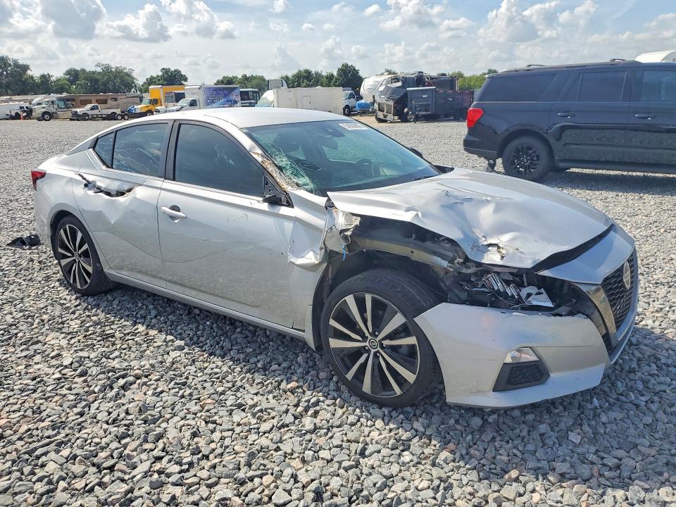 54685656 :رقم المزاد ، 1N4BL4CV0LN300892 vin ، 2020 Nissan Altima مزاد بيع
