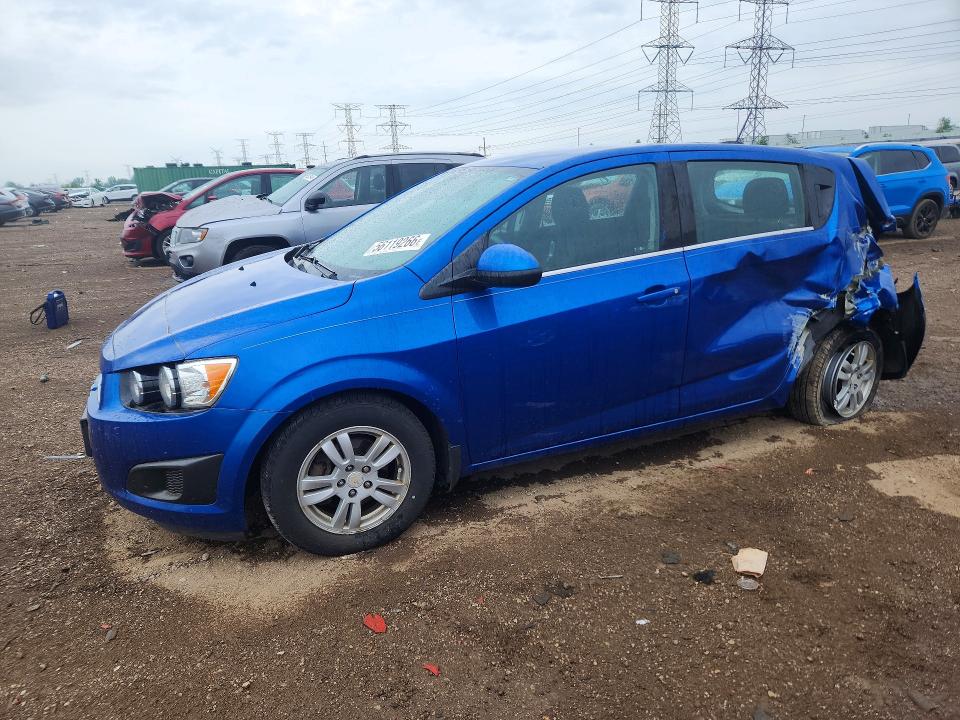 56119266 :رقم المزاد ، 1G1JC6SH7G4132945 vin ، 2016 Chevrolet Sonic مزاد بيع