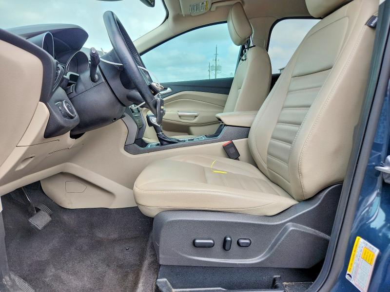 55837806 :رقم المزاد ، 1FMCU0HD5KUA90004 vin ، 2019 Ford Escape مزاد بيع
