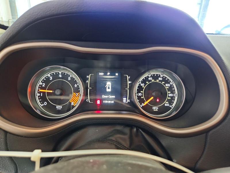2014 Jeep Cherokee მანქანა იყიდება აუქციონზე, vin: 1C4PJMCS3EW184256, აუქციონის ნომერი: 55529536
