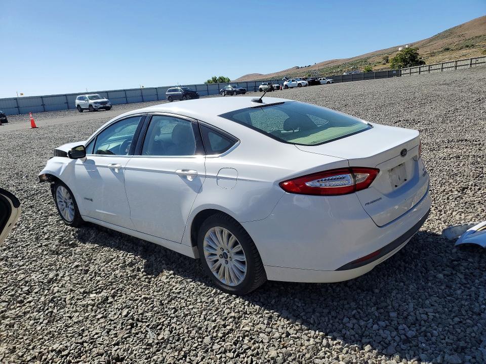 55995206 :رقم المزاد ، 3FA6P0LU2FR161355 vin ، 2015 Ford Fusion مزاد بيع