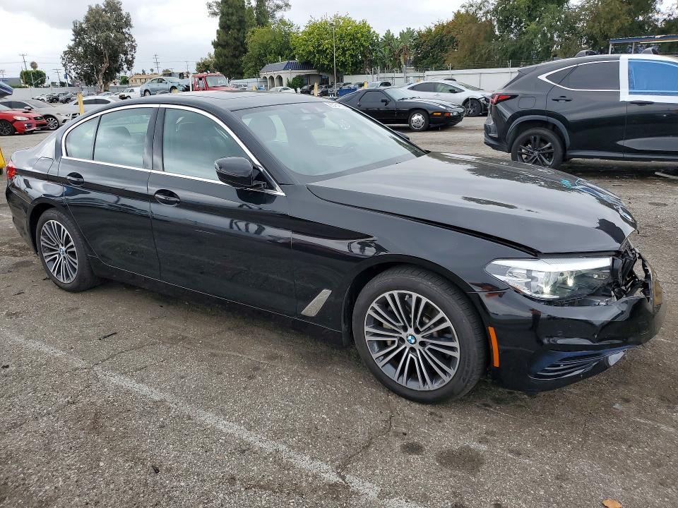 85454505 :رقم المزاد ، WBAJA9C03LCD41087 vin ، 2020 Bmw 530e مزاد بيع