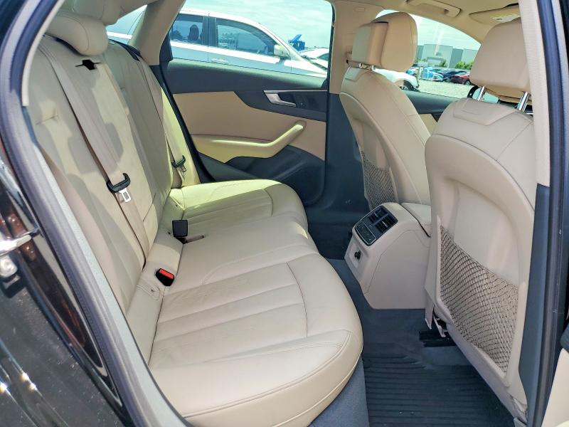 55956206 :رقم المزاد ، WAUENAF42JA084211 vin ، 2018 Audi A4 مزاد بيع